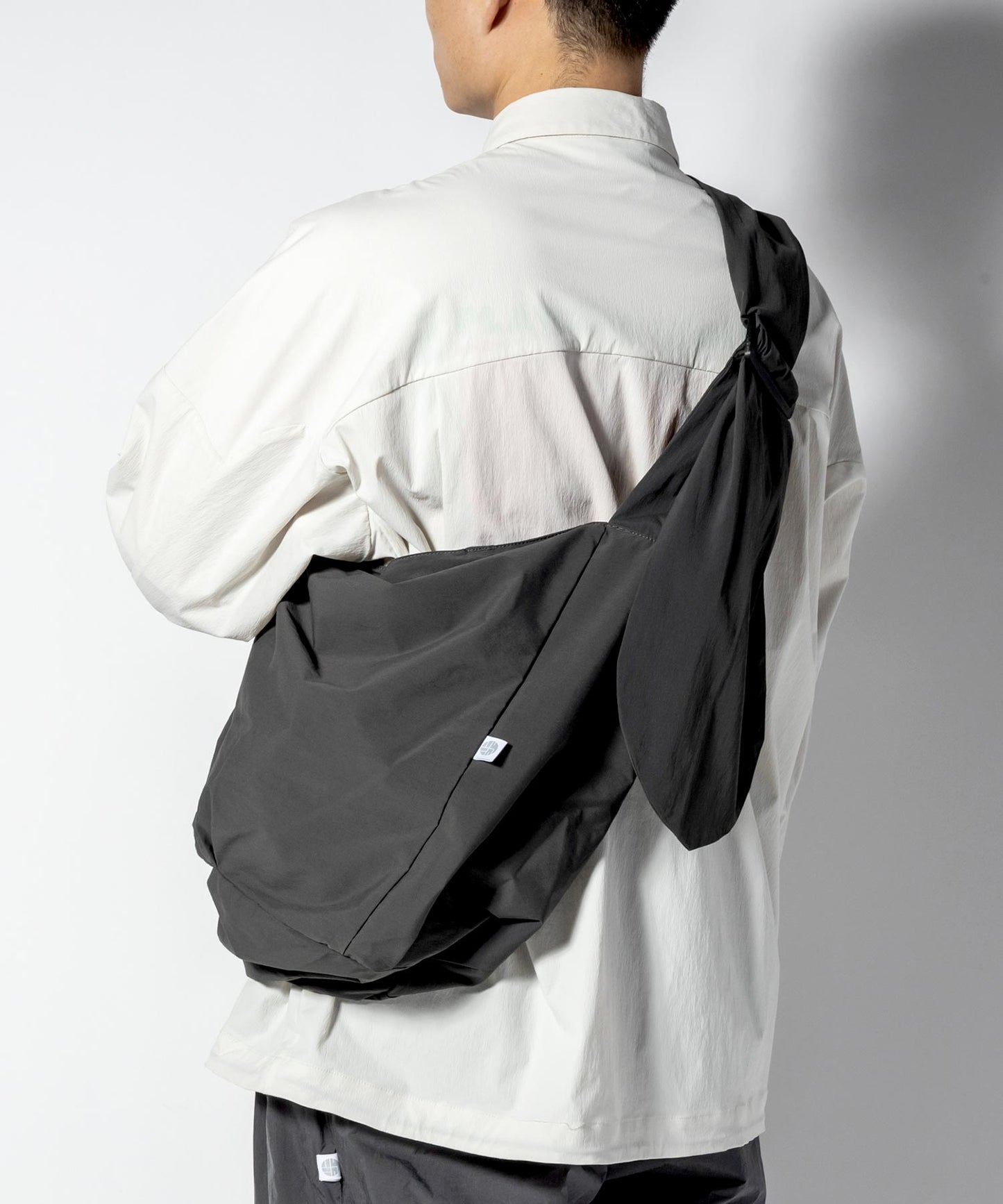 alk phenix Furoshiki Karu-Stretch Taffeta II 斜背包