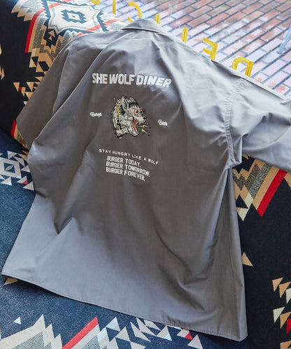 FREAK'S STORE x SHE WOLF DINER Big Silhouette Design Embroidered S/S Shirt 刺繡短袖襯衫
