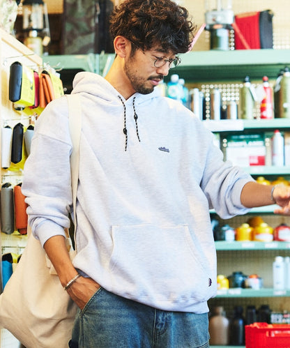 THOUSAND MILE X FREAK'S STORE 限定寬版刺繡連帽上衣