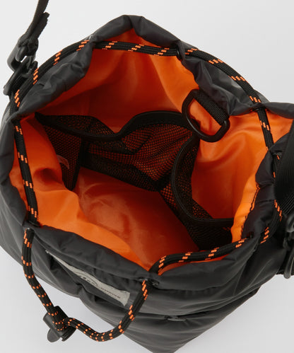 KiU 2WAY water repellent mini shoulder bag 防水抽繩斜背小包