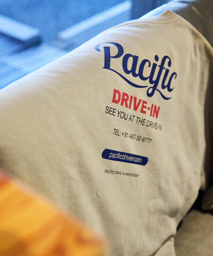 Pacific DRIVE-IN × FREAK'S STORE 限定款 寬版圓領大學