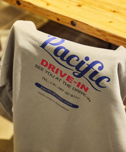 Pacific DRIVE-IN × FREAK'S STORE 限定款 寬版圓領大學