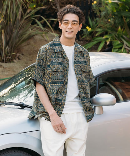 FREAK'S STORE Relaxed Fit Batik Print Open Collar Shirt/African Pattern 印花短袖襯衫