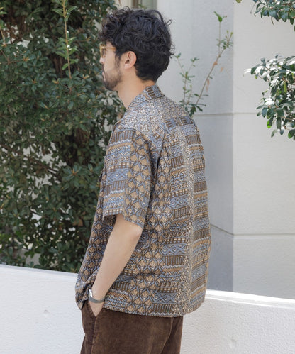 FREAK'S STORE Relaxed Fit Batik Print Open Collar Shirt/African Pattern 印花短袖襯衫
