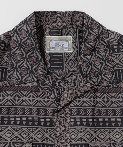 FREAK'S STORE Relaxed Fit Batik Print Open Collar Shirt/African Pattern 印花短袖襯衫