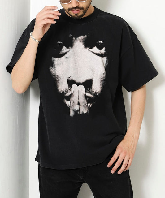 FREAK'S STORE 2pac RU STILL DOWN Front Print Crew Neck T-Shirt 印花短袖T恤