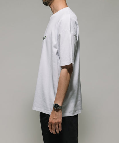 FREAK'S STORE Relaxed Fit Embroidered Logo T-Shirt 簡約LOGO短袖T恤