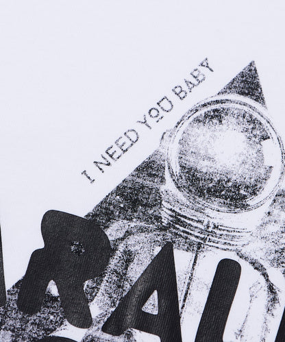 I Need You Baby アイニーヂューベイべー PARALLEL WORLD ODYSSEY Triangle Logo TEE 印花短袖T恤