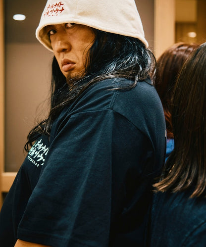 FREAK'S STORE x SAUVENIR All Night Nora Sauna Back Design Short Sleeve T-Shirt 限定 背部設計短袖T恤