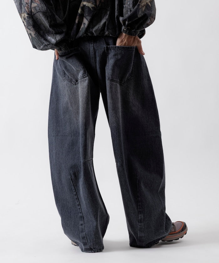 FREAK'S STORE Wide silhouette curved Denim pants 寬鬆繭型牛仔褲【預約商品 | 2025/11下旬出貨】