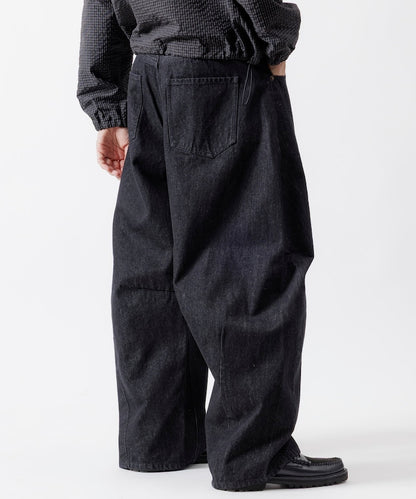 FREAK'S STORE Wide silhouette curved Denim pants 寬鬆繭型牛仔褲【預約商品 | 2025/11下旬出貨】