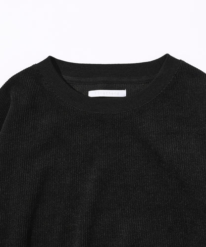 Firsthand Relaxed Fit Spindle Cutout Tops 寬版圓領大學T