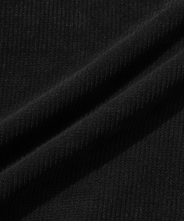 Firsthand Relaxed Fit Spindle Cutout Tops 寬版圓領大學T