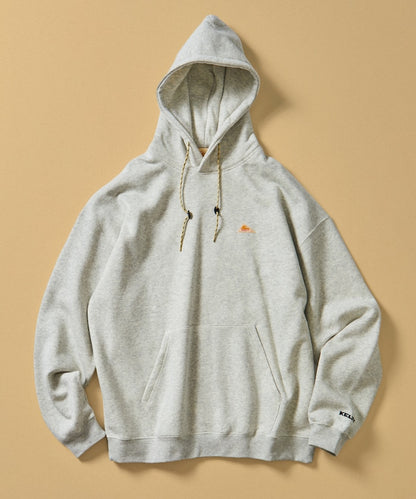 KELTY×FREAK'S STORE 限量復古Logo刺繡連帽大學T 2025秋冬款