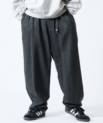 FREAK'S STORE Wide-cut wool-like climbing Pants 寬版羊毛休閒褲