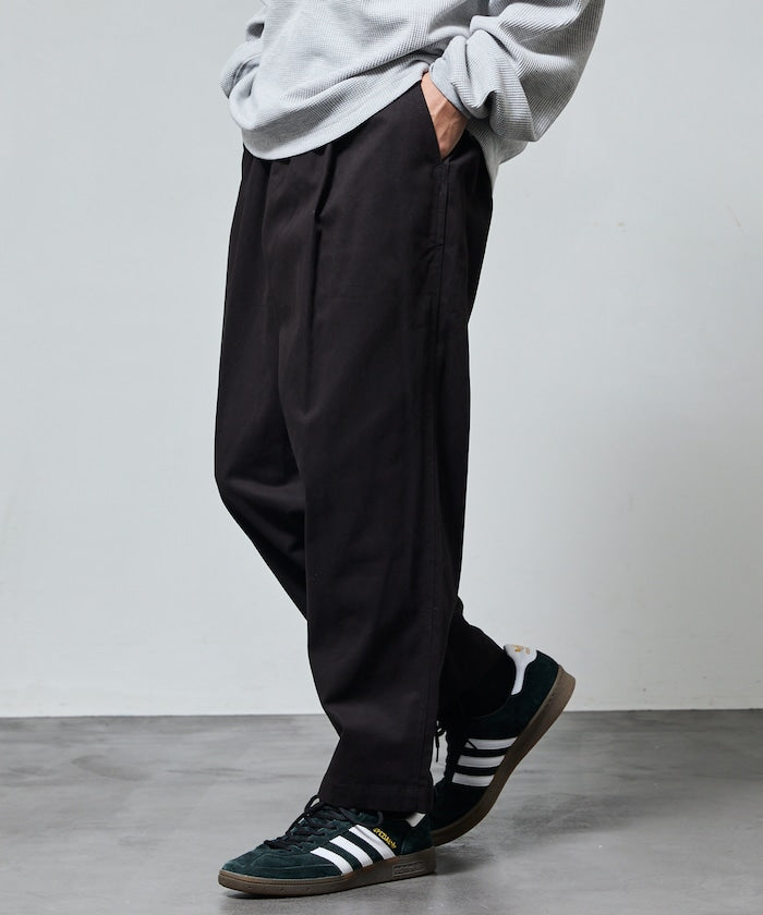 FREAK'S STORE Semi-wide silhouette climbing Pants 打褶休閒登山褲