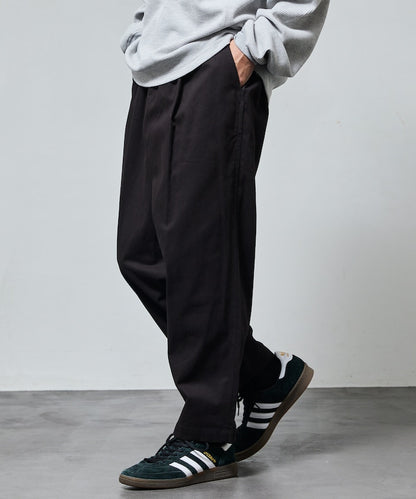 FREAK'S STORE Semi-wide silhouette climbing Pants 打褶休閒登山褲