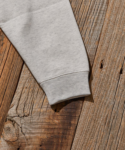 KAVU × FREAK'S STORE 聯名限定款 豬臉刺繡圓領大學T