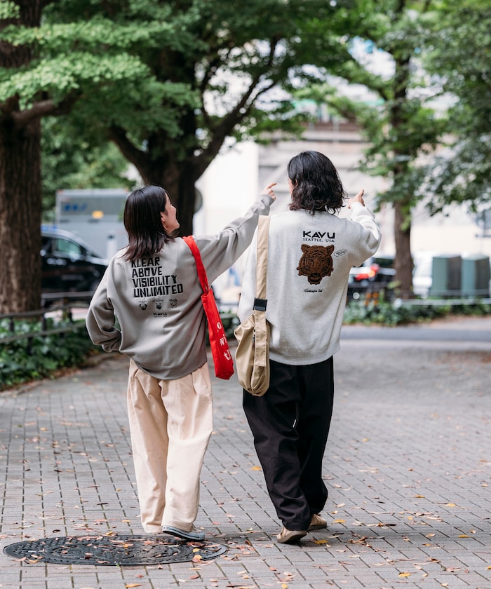 KAVU × FREAK'S STORE 聯名限定款 老虎刺繡圓領大學T