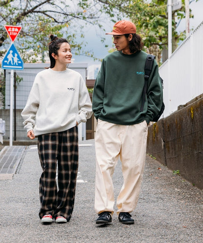 KAVU × FREAK'S STORE 聯名限定款 牛臉刺繡圓領大學T