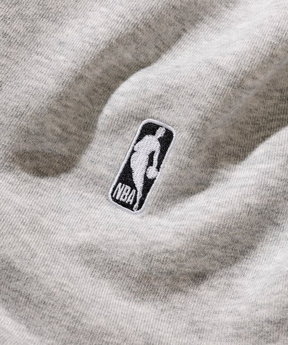 FREAK'S STORE NBA Exclusive Team Logo Sheet Back Print Sweatshirt 球隊標誌印花大學T